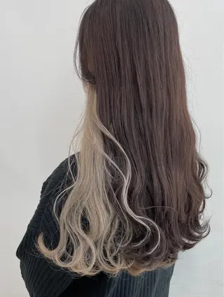 セミロング カラー ヘアアレンジ 🦄インナーカラー 🦄貫井彩花のヘアスタイル