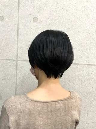 ショート レイヤー ハイトーン 暖色⭐︎KANAKOのヘアスタイル