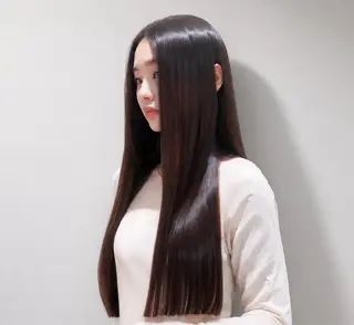 ロング カラー TAKUMI 【美髪特化】のヘアスタイル