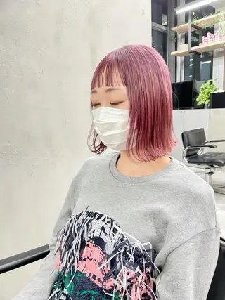 ショート カラー カット・ブリーチ TAIGAのヘアスタイル