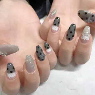 ネイル 東 真百のネイルデザイン