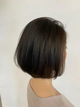 ショート 髪質改善　ボブ 外ハネボブ　白間　光のヘアスタイル