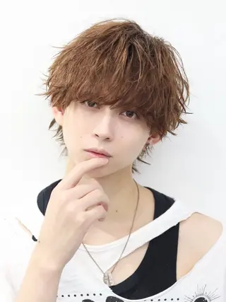ミディアム カラー ヘアアレンジ メンズ メンズフェザー毛流れ パーマASHU渋谷のヘアスタイル