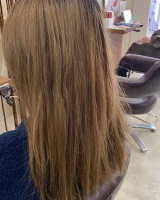 ショート カラー justbeauty CiNQのヘアスタイル