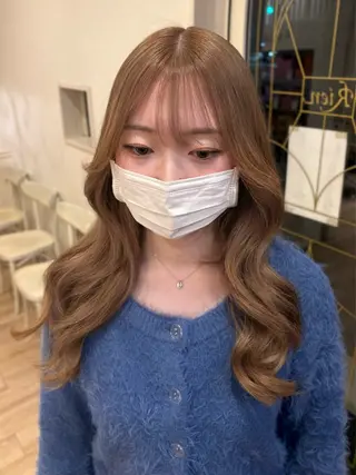 ロング 透明感カラー / 岩崎 玲花のヘアスタイル