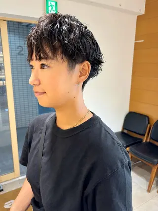 ショート パーマ 齋藤 咲のヘアスタイル