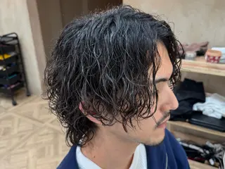 パーマ メンズ 市原亮/塩釜口/ ツイスパ/波巻きのヘアスタイル