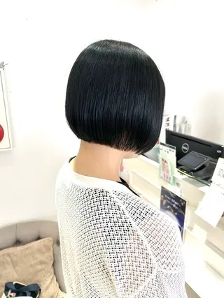 ショート カラー ヘアアレンジ 吉水 彩乃 /ボブ/艶感カラーのヘアスタイル