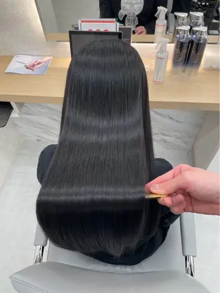 ロング 小倉 結衣のヘアスタイル