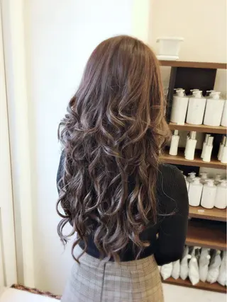 ロング Piacere 絵美のネイルデザイン