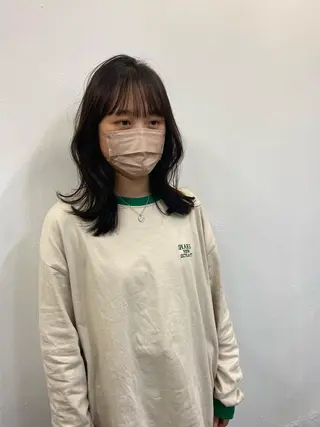 ミディアム カラー 田口 樹理のヘアスタイル