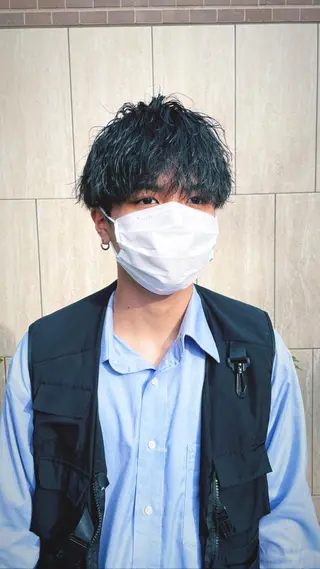 ミディアム パーマ メンズ 𝙢𝙚𝙣'𝙨 𝙝𝙖𝙞𝙧高津のヘアスタイル