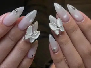 ネイル EmaNail 肥後橋店🤍YURIのネイルデザイン