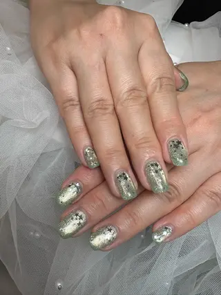 ネイル 黒須莉奈 IRYのネイルデザイン