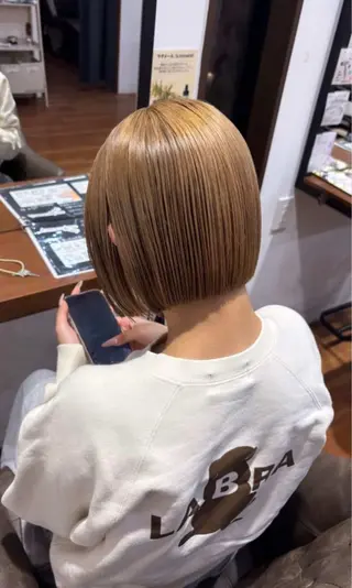 カラー ルプラボウ 石田渚夏のヘアスタイル