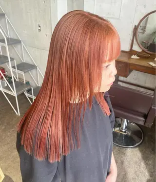 ロング カラー パーマ ヘアアレンジ メンズ キッズ ネイル マツエク・マツパ アイブロウ モリモト サナのヘアスタイル