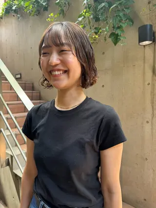 ショート 大人可愛い♡コテ巻き パーマ🌼杉田 萌恵のヘアスタイル