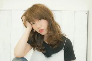 セミロング カラー しらはま ようこのヘアスタイル