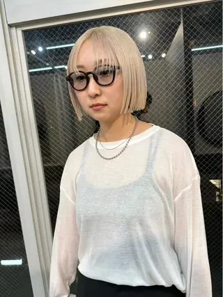 ショート カラー ヘアアレンジ lani ブリーチ /ダブルカラーのヘアスタイル
