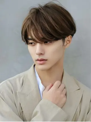 メンズ 中顔面短縮 顔まわり新田大翔のヘアスタイル