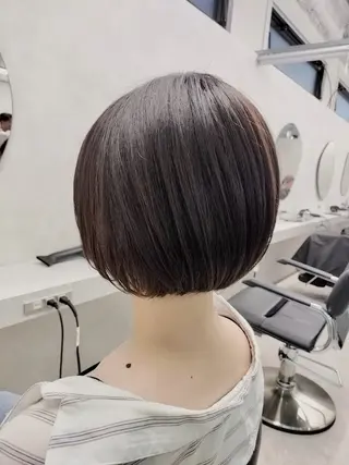 ミディアム カラー 新島 涼のヘアスタイル
