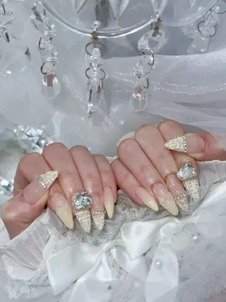 カラー AIN Nailのネイルデザイン