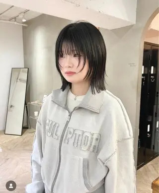 ショート レイヤーカット🍏 オリーブ/ののかのヘアスタイル