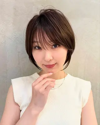 カラー ロンドパルティール所属・みつき 透明感カラー トレンドカラーのヘアスタイル