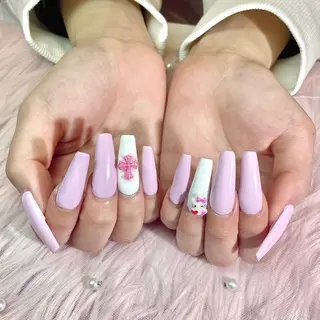 ネイル Jr.ネイリスト🤍 【Alissa】新栄のネイルデザイン