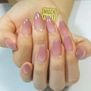 ヘアアレンジ パーマ カラー ネイル キッズ マツエク・マツパ ミディアム 荒木 莉奈のネイルデザイン