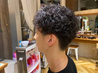 ショート パーマ メンズ 美髪改善・レイヤー tadasuke⭐️のヘアスタイル