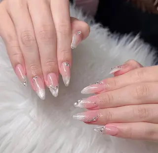 ネイル Lee Nailsのネイルデザイン