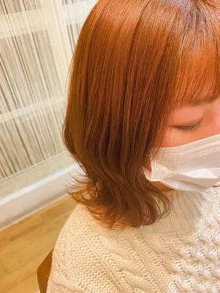 ミディアム 岡本 真実のヘアスタイル