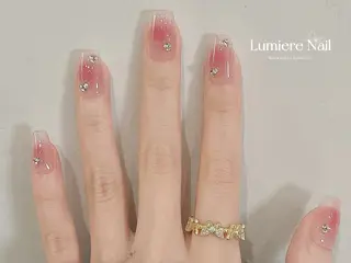 ネイル Nailsalon Lumiereのネイルデザイン