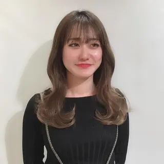 セミロング カラー ヘアアレンジ 柔らか垢抜けｶﾗｰと ｶｯﾄ🫧ASUKAのヘアスタイル