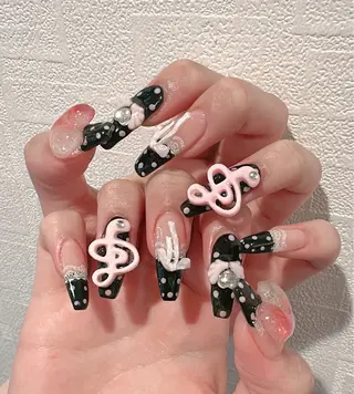 ネイル D-BEAUTY Nailsalonのネイルデザイン