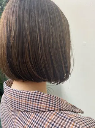 ミディアム カラー 高浜 夕海のヘアスタイル