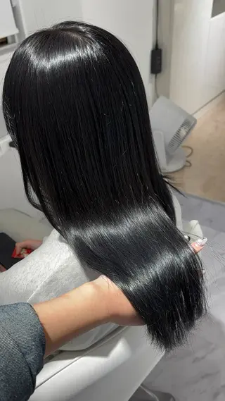 セミロング レイヤーカット🤍 seriraのヘアスタイル