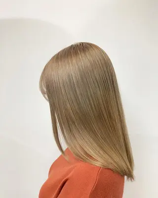 セミロング カラー 前田 雄のヘアスタイル