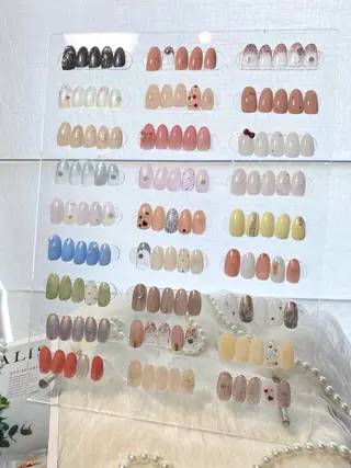 ネイル M2 BEAUTY アユミのネイルデザイン