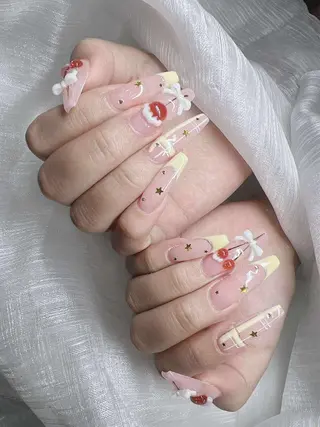 ネイル Lee Nailsのネイルデザイン