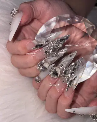ロング 渡邊 ゆめののネイルデザイン