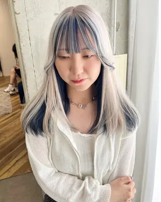 セミロング カラー ヘアアレンジ lani ブリーチ /ダブルカラーのヘアスタイル