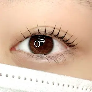 マツエク・マツパ ella eyelashのマツエク・マツパデザイン