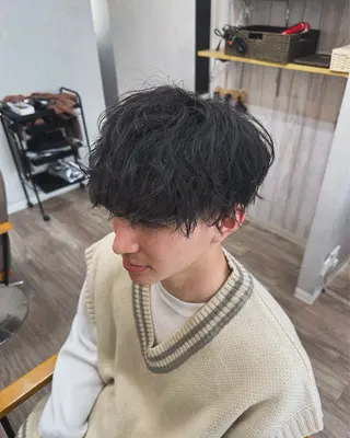 パーマ メンズ TELA HAIR 副代表RIKUのヘアスタイル