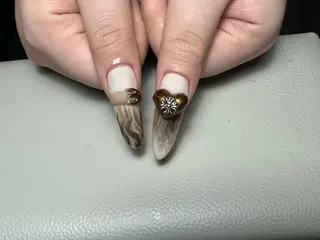 ネイル Eveネイル チップスカルプ専門店のネイルデザイン