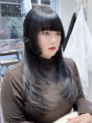ロング カラー 透明感カラー／韓国 レイヤーmomokaのヘアスタイル