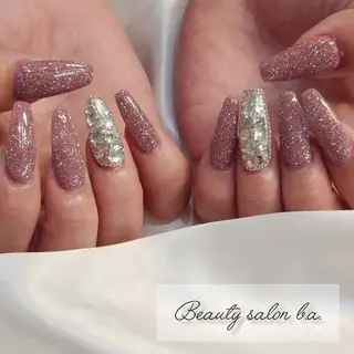 ネイル nailsalon b.a.のネイルデザイン
