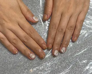 ネイル VIERU 🌈🎀💖のネイルデザイン