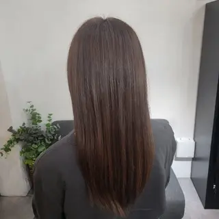 カラー 近藤 菜々美のヘアスタイル